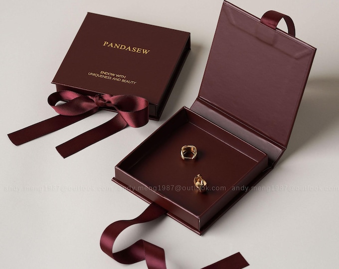 50pcs burgundy Paper box custom jewelry box in wine red, personalized logo chic small jewelry packaging box, bulk cardboard box good design