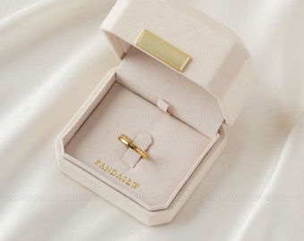 25pcs 7.7*7.2*5cm custom jewelry box with personalized logo small ring box packaging box bulk Luxury box for wedding earring and necklace