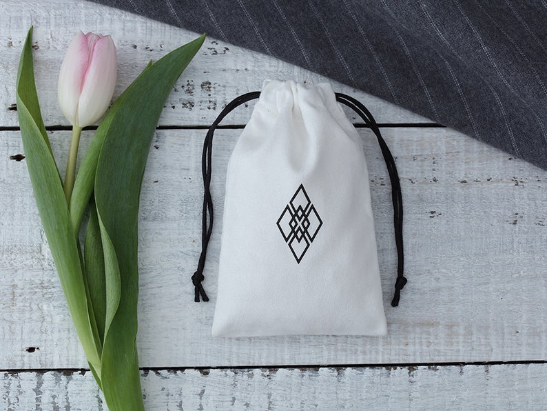 50 white custom drawstring bags personalized logo print jewelry packaging bags pouches chic wedding favor bags white flannel bags