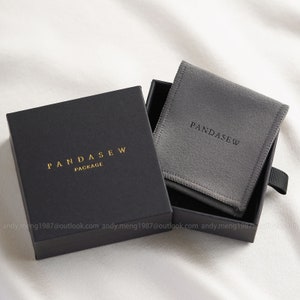50 piezas 9*9*3,5 cm Caja de papel caja de joyería personalizada con bolsa de terciopelo bolsa logotipo personalizado caja de embalaje de joyería pequeña caja de cartón de cajón a granel