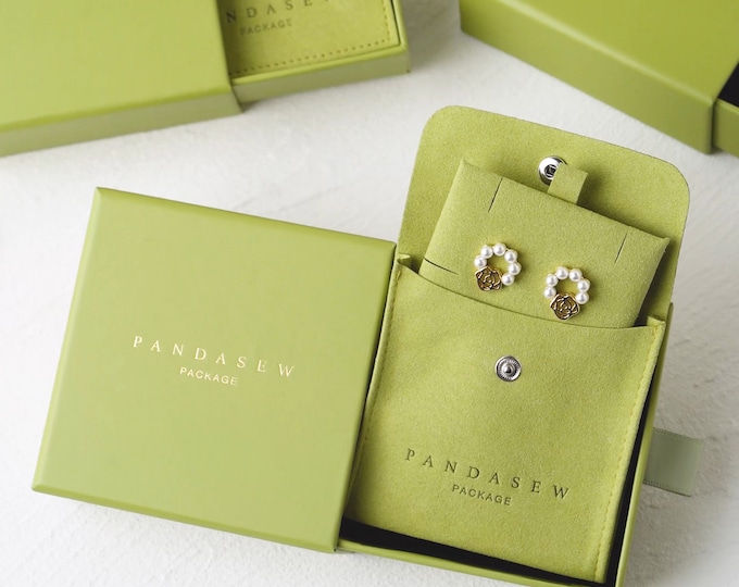50pcs 9x9x3.5cm Paper box green custom jewelry box personalized logo necklace earrings ring jewelry packaging box bulk drawer box