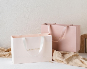 50 pcs persoanlized paper bags ribbon tote style custom jewelry packaging bags with logo custom logo eco paper bags custom gift bags
