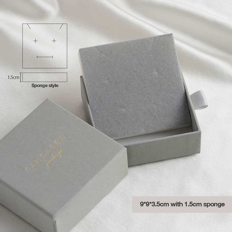 9x9cm beatiful jewelry box gray, sponge is for earrings, necklace and ring