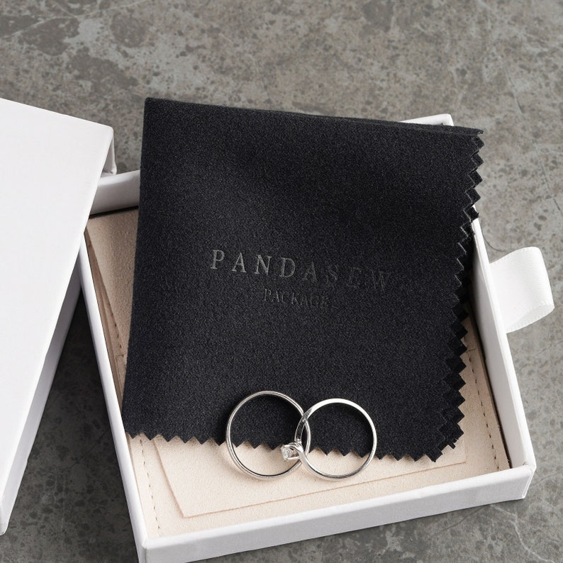 black cleaning cloth for ring