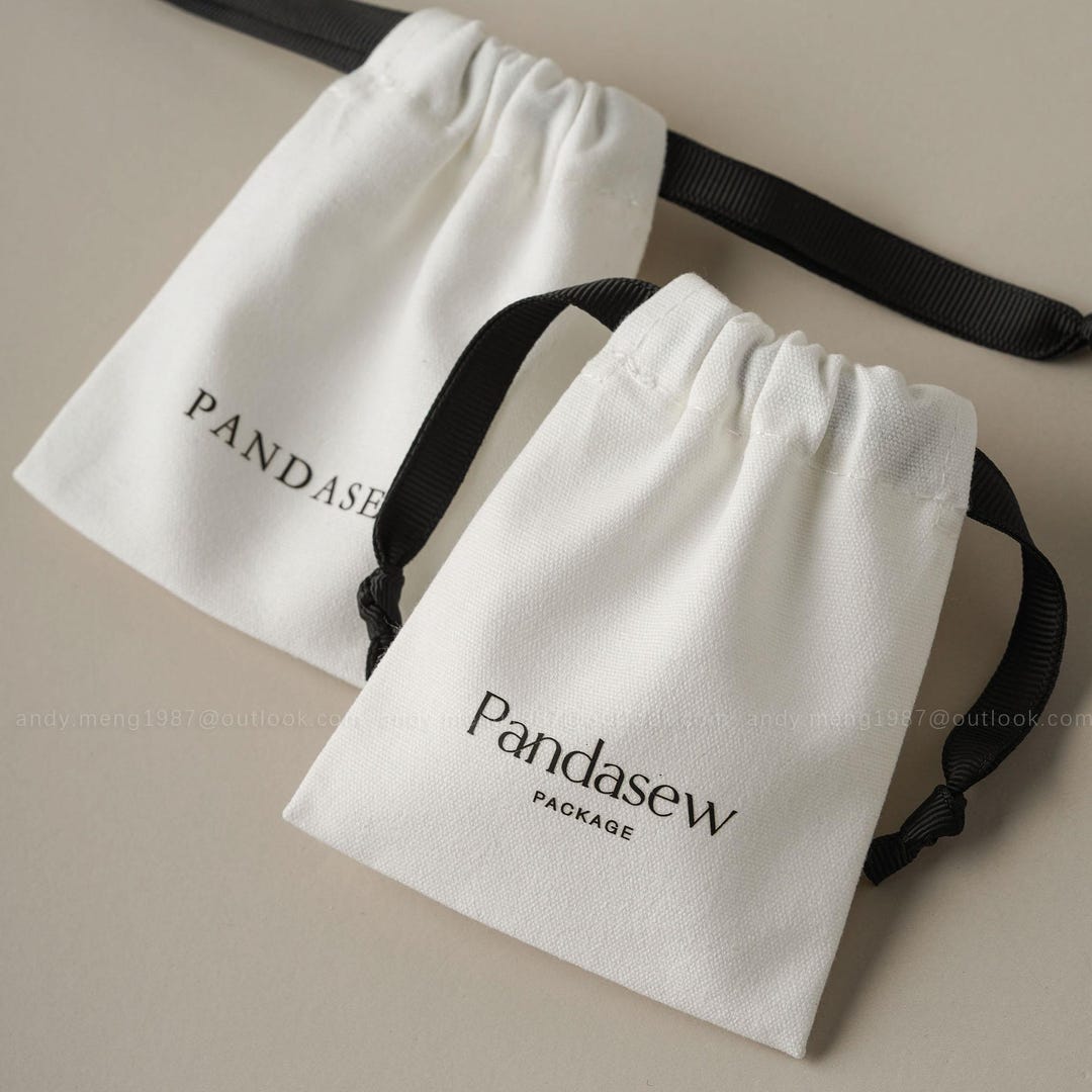 50 pezzi di sacchetti per gioielli personalizzati, sacchetti in tela di  cotone con logo personalizzato e sacchetto con nastro PandaSew Italia