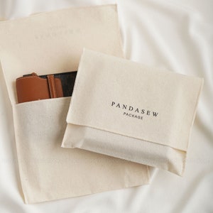 100 piezas de bolsa de algodón beige de gran tamaño, bolsa con solapa para embalaje de joyas, bolsa de mano personalizada, bolsa para polvo, bolsa para cosméticos, bolsa para zapatos con su logotipo impreso