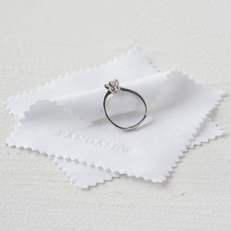 White 8x8cm white cleaning cloth
