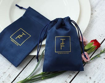 50 logo personnalisé impression sacs cordons de flanelle bleu marine sac bijoux sacs à cordon personnalisé pochettes de cordon de produit sacs de mariage favoris sacs