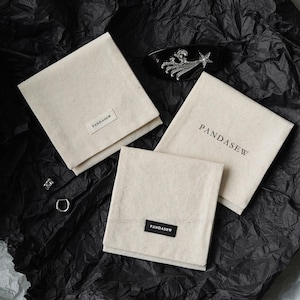 premium package supplier customized logo size style, minimum order as low as 50pcs to start