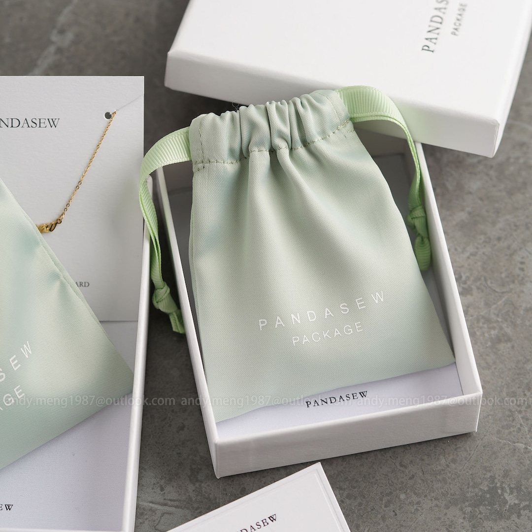 50pcs Dense Silk Satin Custom Jewelry Drawstring Bags Gift Bags Wedding