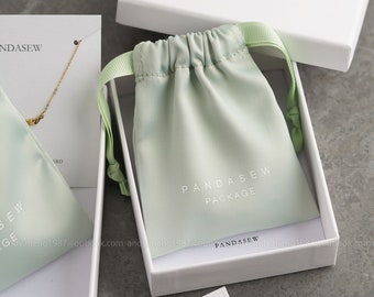 50pcs Dense silk satin Custom Jewelry Drawstring Bags Gift Bags Wedding Favor Bags Dust Bags with Logo printed  personalized light green