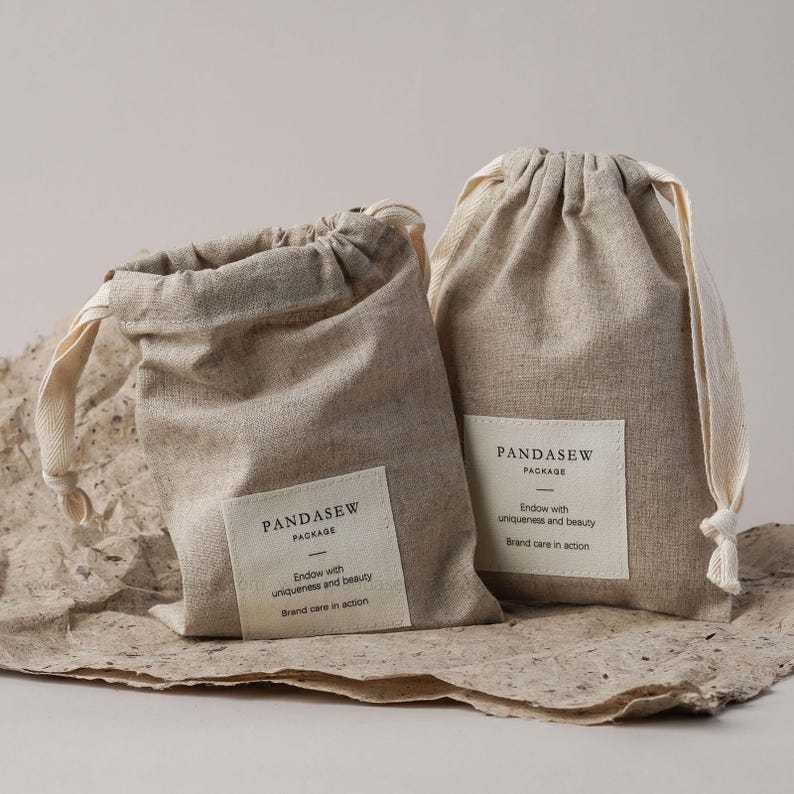 linen drawsreing for wine