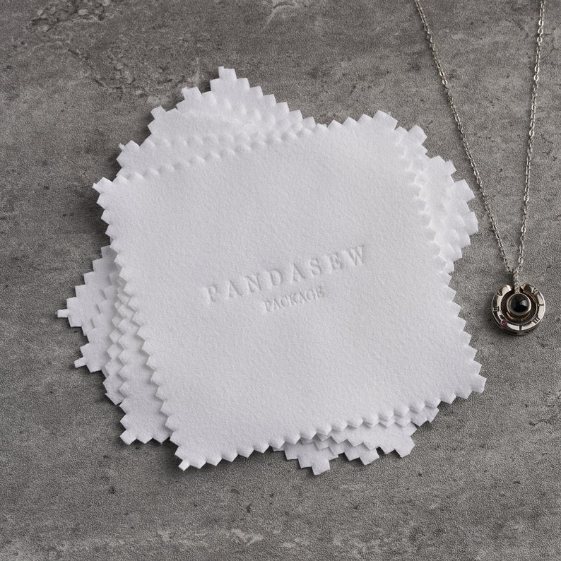 Polishing cloth with personalized logo