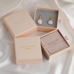 50pcs 9*9*3.5cm Paper box custom jewelry box with bag pouch personalized logo image 14