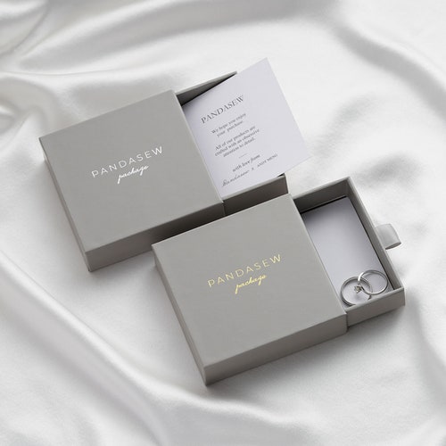 50pcs Paper box Ring Necklace earring jewelry box personalized logo jewerly packaging with custom logo bulk drawer cardboard box 50pcs Paper box Ring Necklace earring jewelry box personalized logo jewerly packaging with custom logo bulk drawer cardboard box