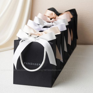 Beautiful and high quality paper gift bags