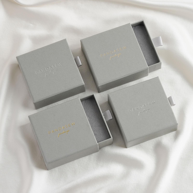50pcs 9*9*3.5cm Paper box custom jewelry box with bag pouch personalized logo image 18