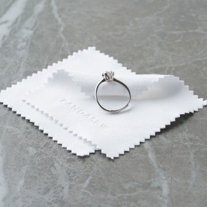 White 8x8cm white cleaning cloth
