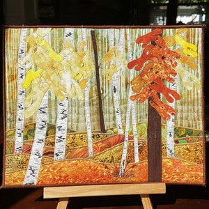 courtepointe paysage, courtepointe applique, forêt, bosquet de bouleaux, art textile, fait main, petite courtepointe, art textile mixte, art de la fibre, courtepointe d&#39;art