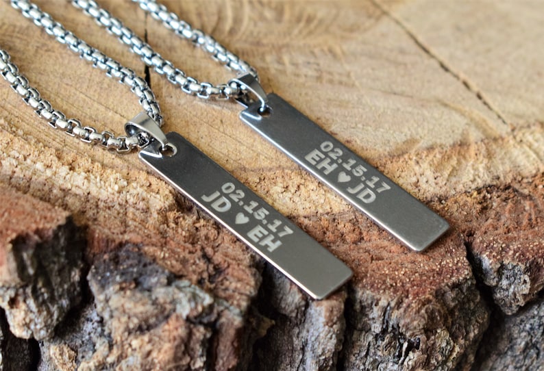 custom couples necklace personalized couples necklace set matching couple necklaces gift for boyfriend for men his and her name necklace