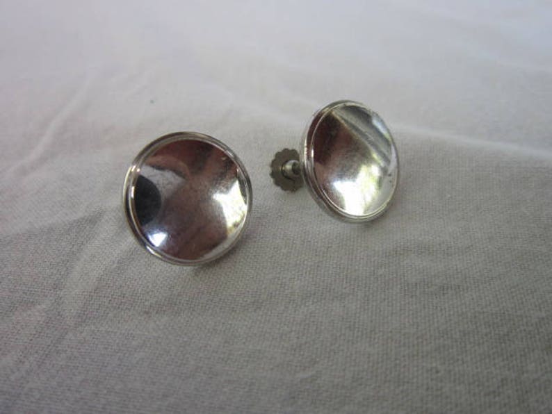 Vintage Designer Well/'s Retro Sterling Silver Disc Screw Back Earrings