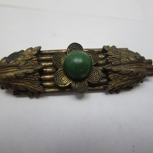 Antique Victorian Fancy Leaf Motif Bar Pin Brooch with Solitaire Stone