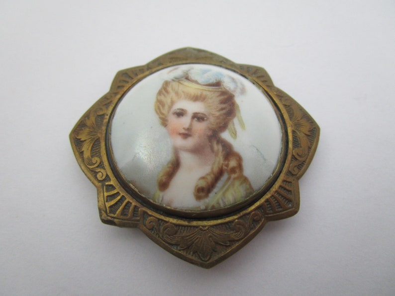 Antique Victorian Hand Painted Porcelain Brooch Beautiful Lady