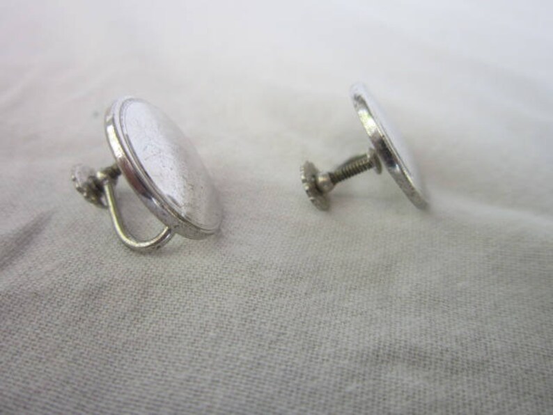 Vintage Designer Well/'s Retro Sterling Silver Disc Screw Back Earrings