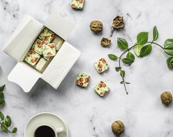 Caja de Regalo de Chocolate / Blanco Floral