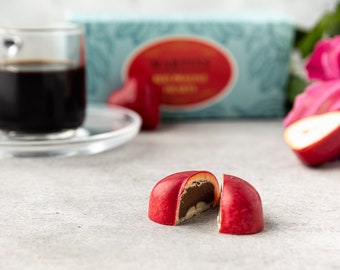 Caja de Regalo de Chocolate / Corazones de Praliné Rojo