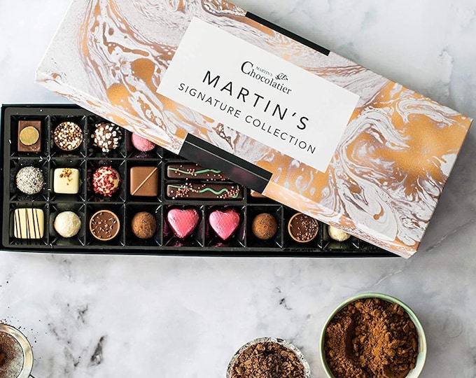 Martin's Chocolatier Signature Chocolate Gift Box Collection with 30 Chocolates in 15 Flavours Chocolate Gift Box Luxury Mother’s Day Gift