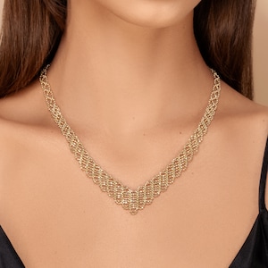 Avior necklace Classic gold v shaped beaded necklace image 1