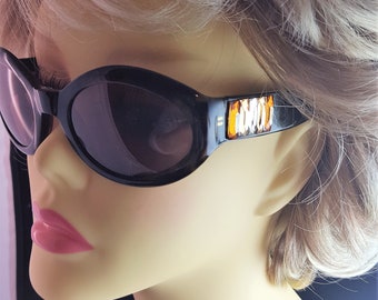 Sparkling on Trend Swarovski adorned sunglasses - RICH TOPAZ GLOW