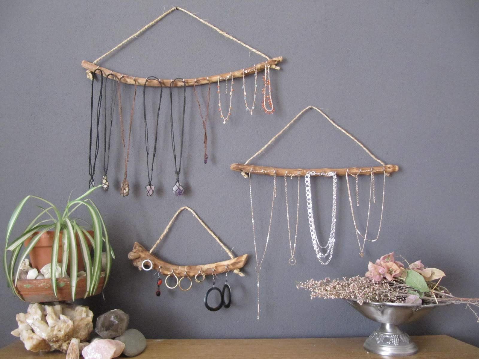 Olive Wood Jewelry Hanger Organizer for wall hangings, Zero Waste Eco friendly Vegan Gift. Jewelry Hanging Branch Organisers Display
