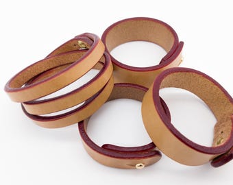 Bracciale di lusso in pelle di design con bordi rossi, polsino in stile italiano in pelle pieno fiore naturale, bracciale minimalista