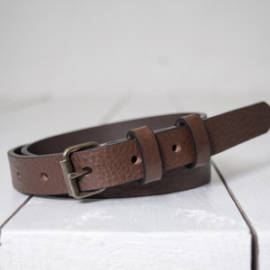 Full grain leather belt Women Skinny belt Skinny waist belt Mens leather belt Black leather belt Thin belt Veg tan leather belt Brown