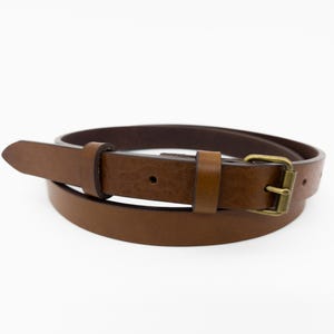 Brown Leather Belt – Full Grain Handmade Belt for Women with Brass Buckle, Classic Skinny Jeans Belt (Casual Rustic Style)