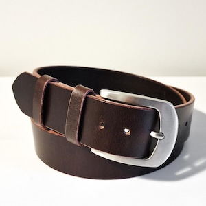 Handmade Dark Brown Full-Grain Leather Belt for Men – 1.5″ Wide, Vegetable-Tanned Leather, Stainless Steel Buckle – Gift for Him