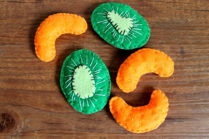 Toy Food Dessert Set of 9 Pieces Fruit and Sweetness, Pretend Felt Play