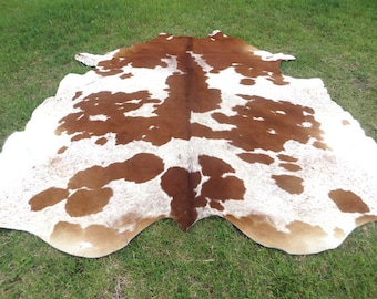 BROWN & WHITE Exotic ! Large ! New cowhide rug natural hair on - 6x6 ft size approx Tri-color soft hair Carpet Cow hide W-T