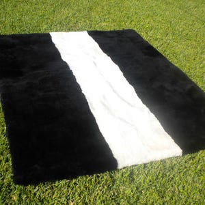 ¡GRANDE! ¡ÚNICO! ALFOMBRA DE PATCHWORK PIEL DE OVEJA GENUINE - Suave cabello natural piel de oveja piel real piel color blanco negro