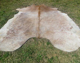 BEIGE BROWN TONES ! Large ! New cowhide rug natural hair on - 6x6 ft size approx Tri-color brown tones soft hair Carpet Cow hide E-Bm