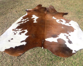 BROWN & WHITE Exotic ! Large ! New cowhide rug natural hair on - 6x6 ft size approx Tri-color soft hair Carpet Cow hide W-T