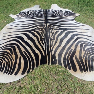 Alfombra de piel de vacuno nueva de CEBRA con pelo natural auténtico - negra, blanca, beige y marrón, con estampado de pelo suave, tamaño grande - Zbh