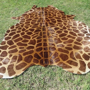HUUUUUGE ! GIRAFFE printed cowhide rug Genuine Natural Hair on ! Extra LARGE ! brown beige brown  print printed soft zebra tiger leopard gbH