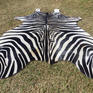 Nueva alfombra de piel de vaca impresa ZEBRA Genuine Natural Hair on !! - ¡¡GRANDE!! negro blanco beige marrón estampado suave -ZbL