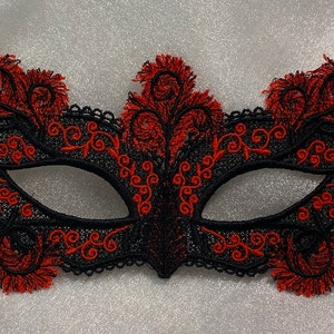 Two Colored Feather Mask (Free Standing Lace - A Finished Embroidery Product - not a design file or pattern)