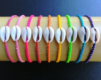 Cowrie shell bracelet, Shell bracelet, Macrame beach bracelet, Surfer bracelet with shell, Knotted cord bracelet, Woven string bracelet.