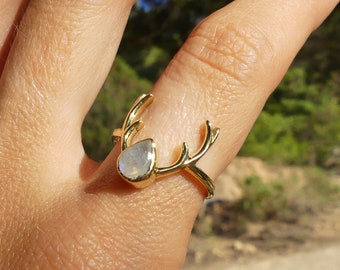 Deer ring, horns ring, brass ring with moon gem, deer ring with moon stone, animal ring, boho ring, bohemian, gift, deer jewelry, deer, gold