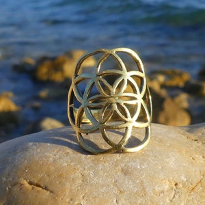 Flower of life ring, brass ring, sacred ring, symbol ring, sacred geometry, kundalini, flower of life jewelry, bohemian ring, gift, symbol
